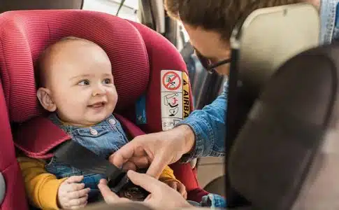 Les bienfaits du cosy pour les bébés et les enfants jusqu'à quel âge