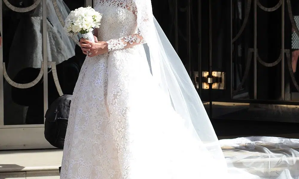 Une robe de mariée splendide