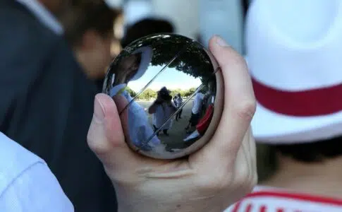 boule de pétanque brillante